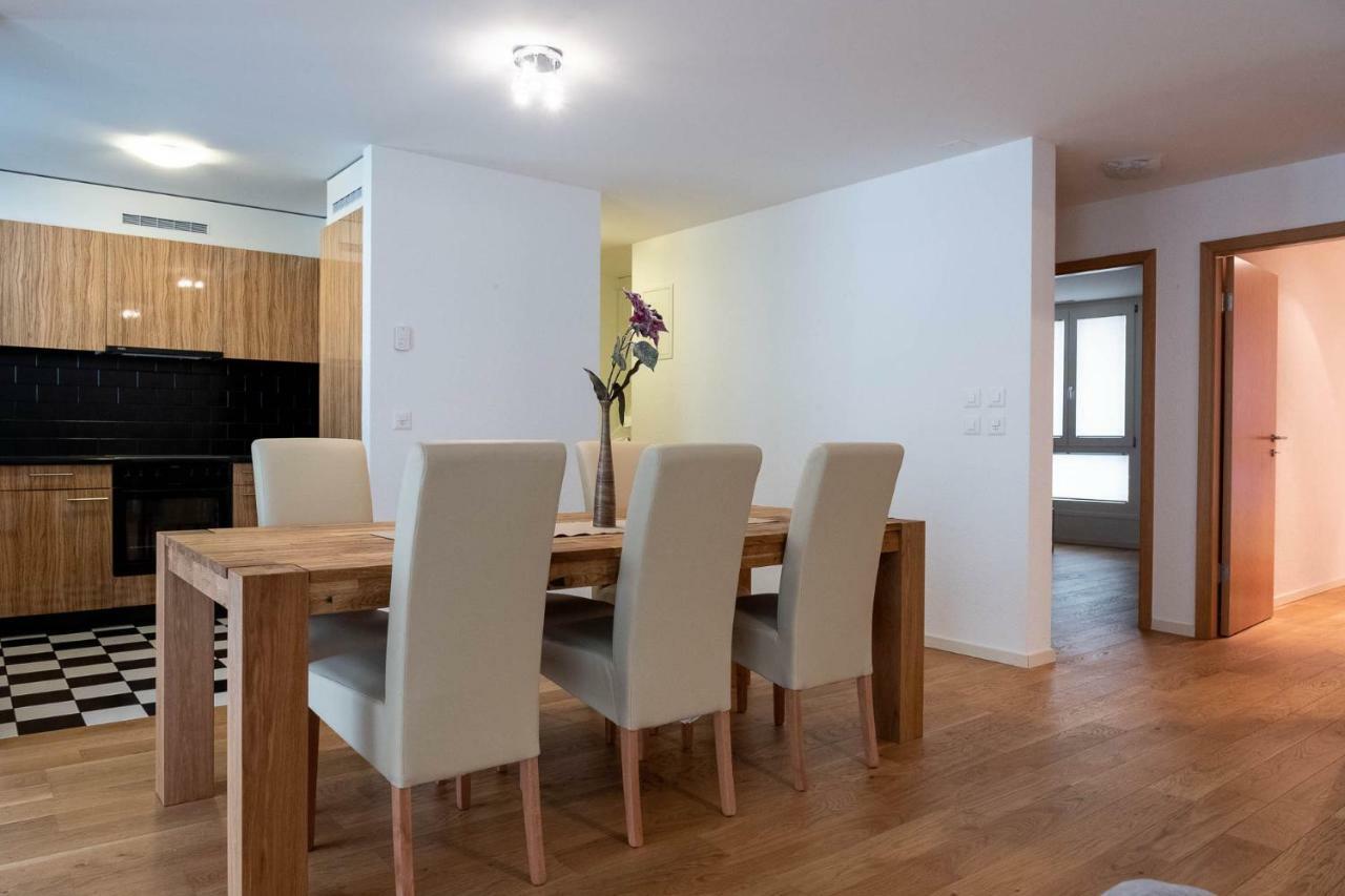 Family Apartment Near The Train Station Vevey Exterior foto